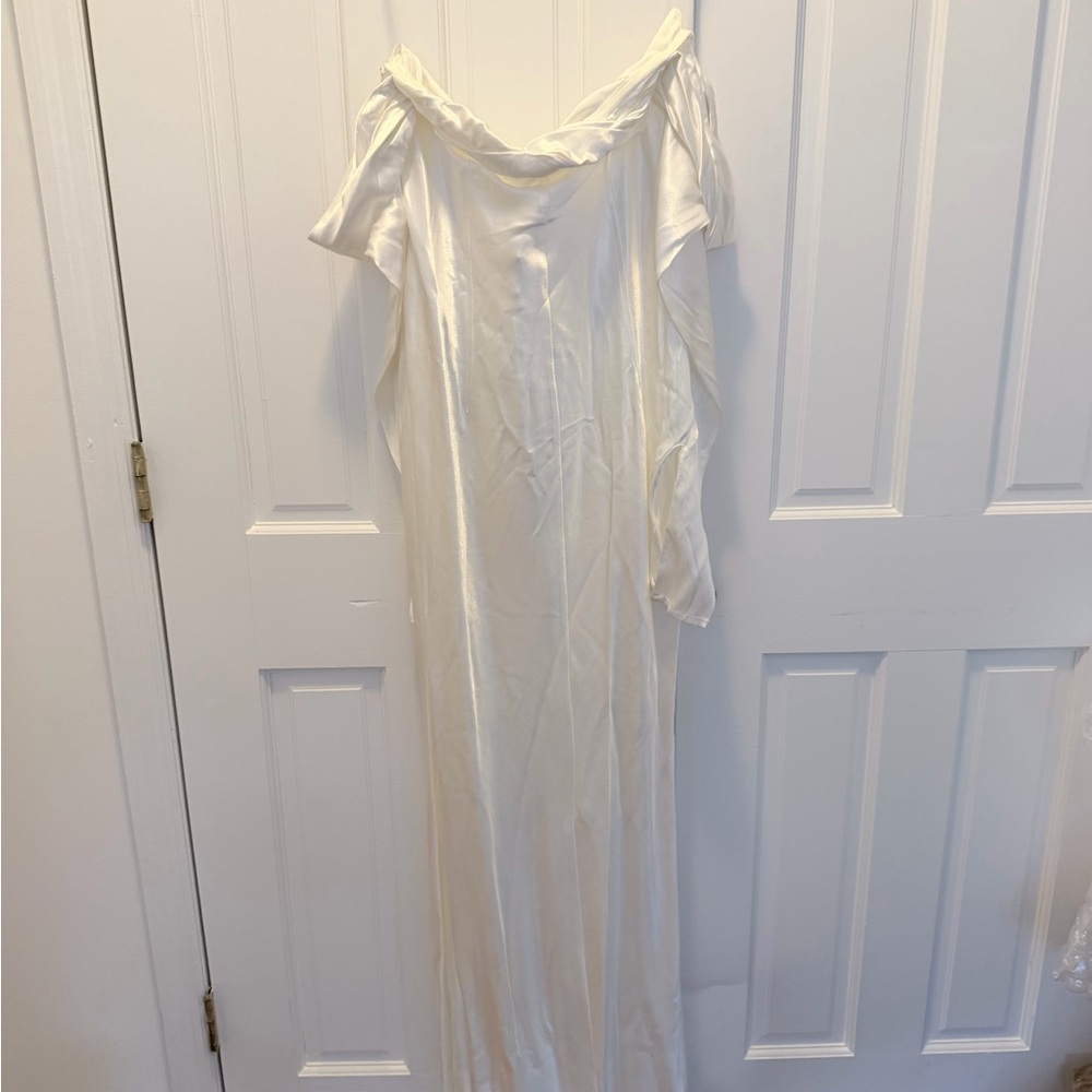 Meshki Strapless Giselle White Gown - Picture 6 of 6